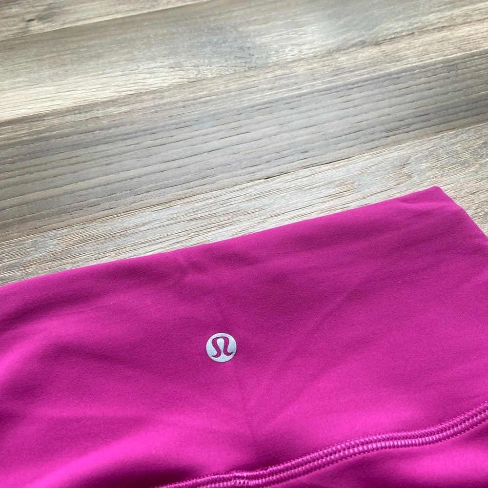 SOLD Lululemon Wunder Under Shorts Ripened Raspberry - Picture 6 of 8